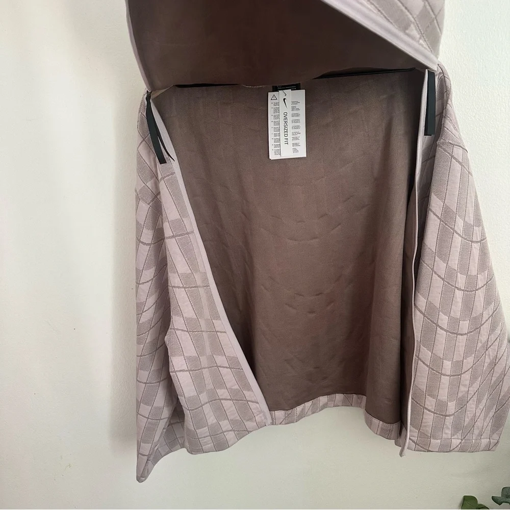 Nike Sportswear Tech Pack Hoodie Platinum Violet Size Medium Women’s NWT - Picture 5 of 15